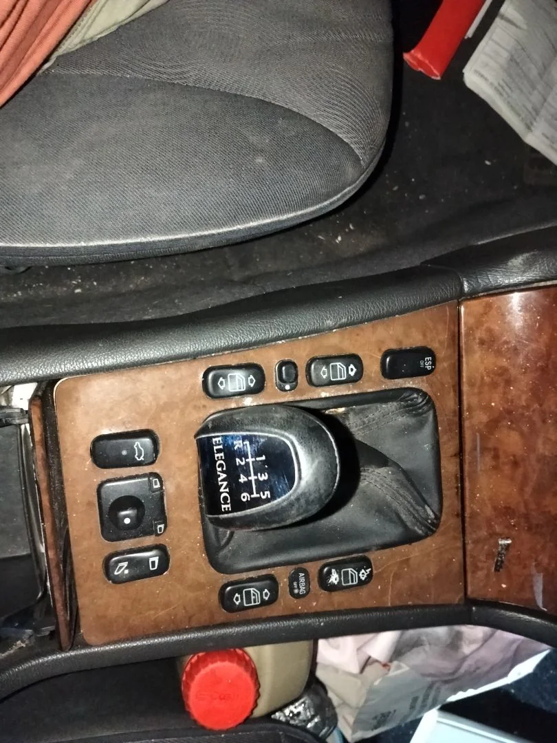 Foto de PALANCA CAMBIO MERCEDES-BENZ CLASE E (BM 210) BERLINA