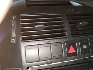 Foto de WARNING VOLKSWAGEN POLO IV (9N1)