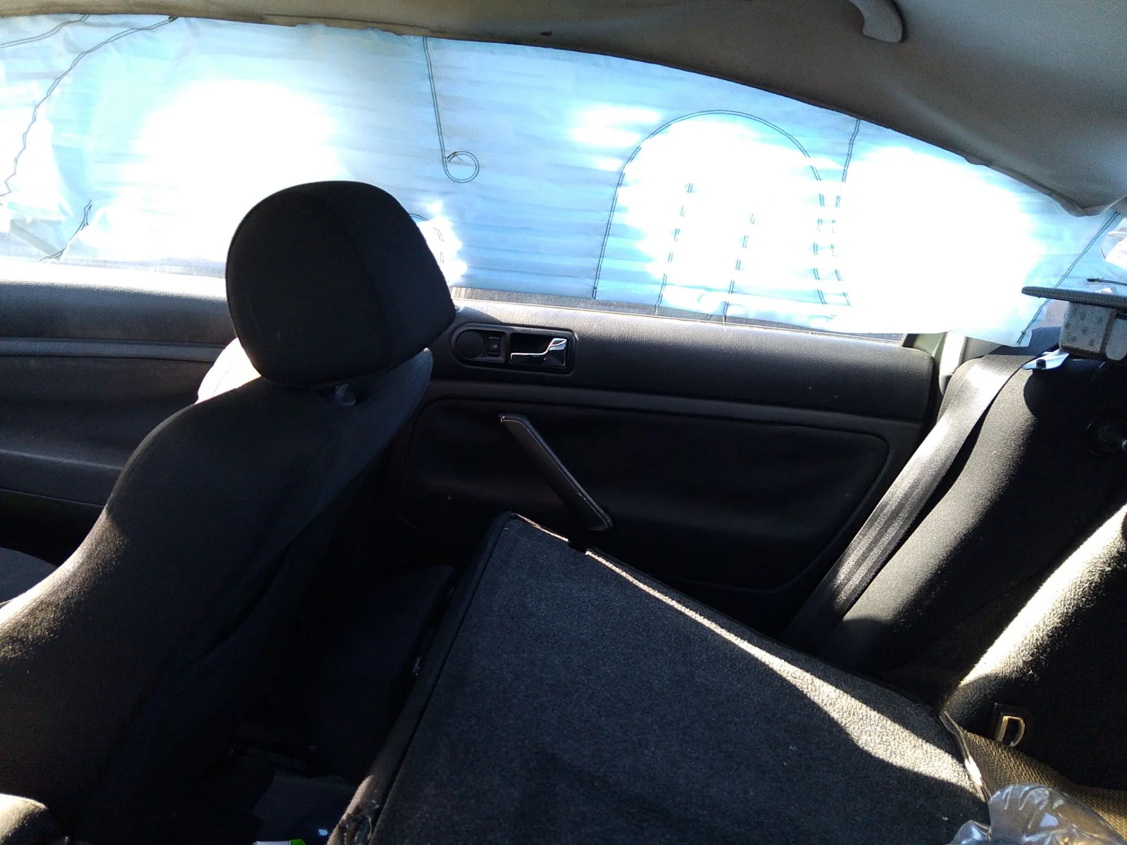 Foto de ELEVALUNAS TRASERO DERECHO VOLKSWAGEN PASSAT BERLINA (3B3) 1.9 TDI (131 CV / 96 KW)