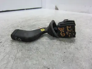 Foto de MANDO LIMPIA OPEL CORSA B 1.7 Diesel (57 CV / 42 KW) referencia 90124931