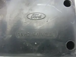 Foto de CAJA RELES / FUSIBLES FORD FOCUS BERLINA (CAK) 1.8 TDCi CAT (101 CV / 74 KW) referencia 98AG14A142AD foto 6