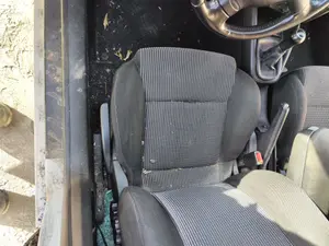 Foto de ASIENTO DELANTERO IZQUIERDO VOLKSWAGEN GOLF IV BERLINA (1J1)(10.1997) 2.0  (116 CV / 85 KW)