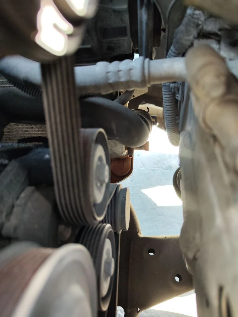 Foto de ALTERNADOR OPEL ASTRA H GTC 1.7 16V CDTI (101 CV / 74 KW)
