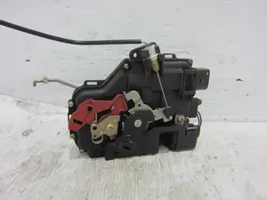 Foto de CERRADURA PUERTA TRASERA IZQUIERDA AUDI A4 BERLINA (8E) 2.0 16V FSI (150 CV / 110 KW) referencia 8E0839015C foto 6