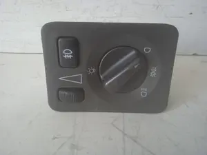 Foto de MANDO LUCES SAAB 9-5 BERLINA 3.0 V6 TiD CAT (175 CV / 129 KW) referencia 4616124 foto 4