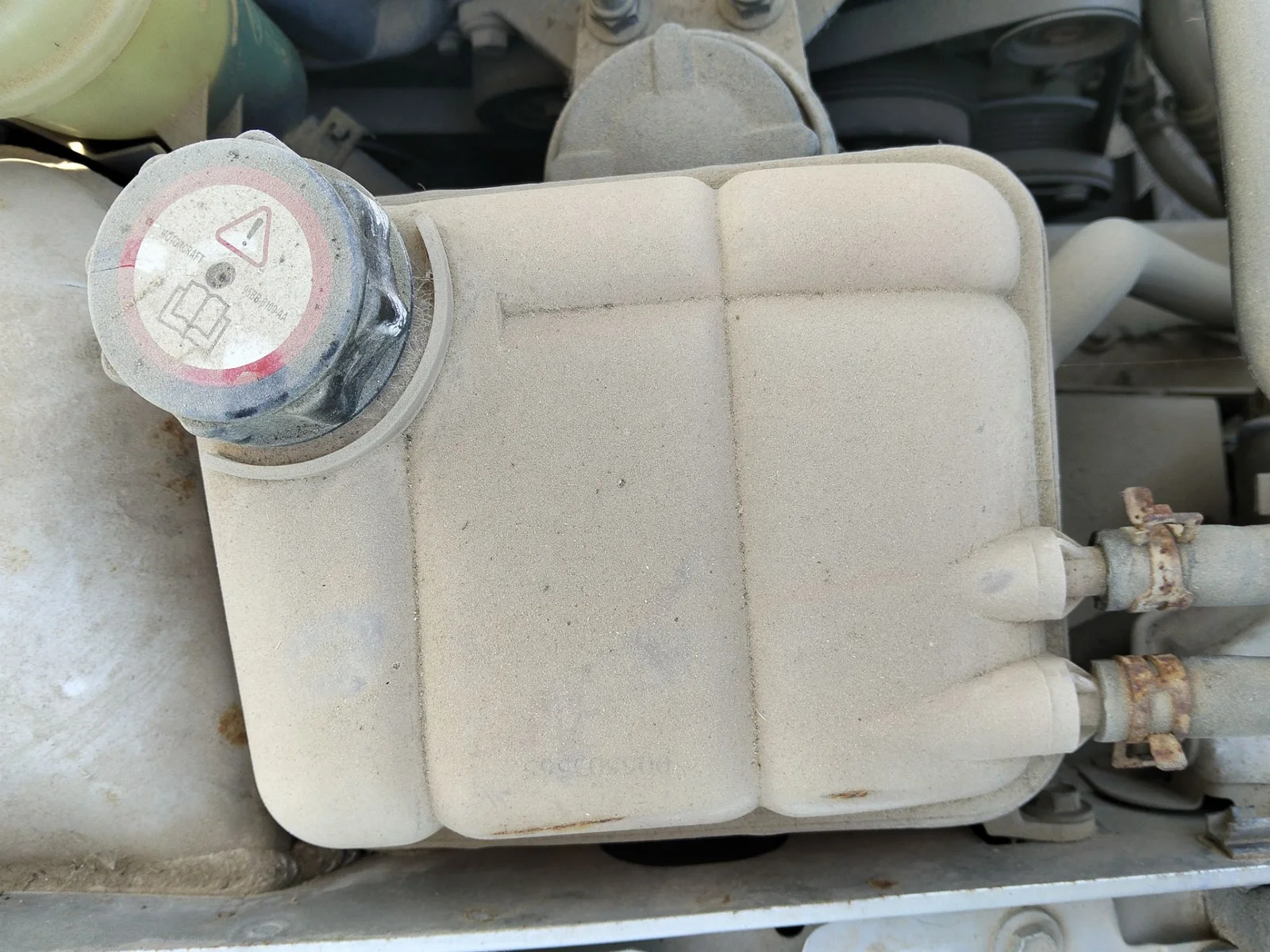Foto de DEPOSITO EXPANSION FORD FOCUS BERLINA (CAK) 1.6 16V CAT (101 CV / 74 KW) referencia 1091364