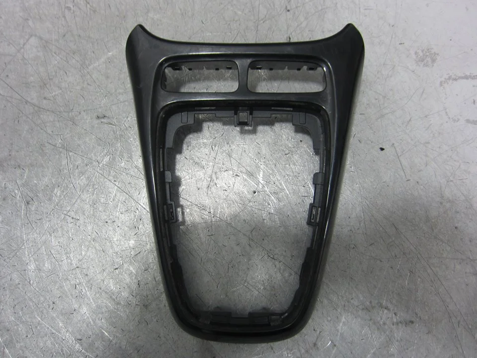 Foto de GUARNECIDOS PALANCA CAMBIO OPEL CROSSLAND X 1.2 (110 CV / 81 KW) referencia 5445102