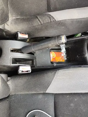 Foto de PALANCA FRENO PEUGEOT 207 1.4 HDi (68 CV / 50 KW) referencia 98062966ZD