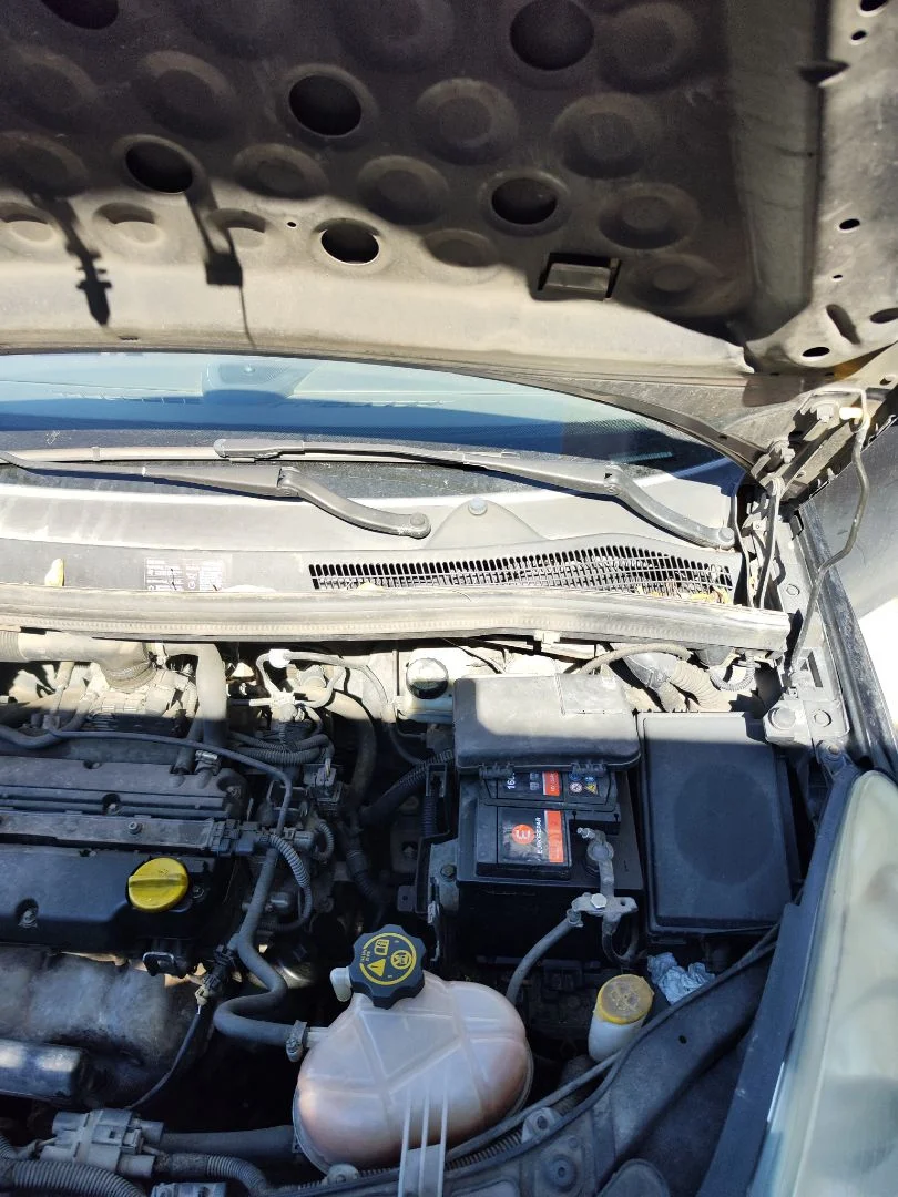 Foto de ARTICULACION LIMPIA DELANTERA OPEL CORSA D 1.2 16V CAT (Z 12 XEP / LB4) (80 CV / 59 KW)