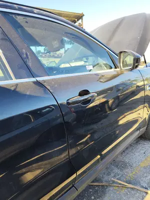Foto de PUERTA DELANTERA DERECHA JAGUAR F-PACE 3.0 V6 Diesel CAT (301 CV / 221 KW) referencia HK8320124AA