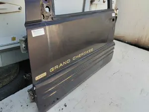 Foto de PUERTA DELANTERA IZQUIERDA CHRYSLER JEEP GR.CHEROKEE (ZJ)/(Z) 5.2 V8 CAT (211 CV / 155 KW) foto 4