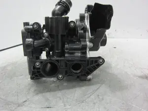 Foto de BOMBA AGUA PORSCHE MACAN (95BA) referencia 06L121012 foto 6