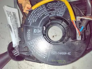 Foto de MANDO MULTIFUNCION FORD MONDEO TURNIER (GE) 2.0 TDCi CAT (131 CV / 96 KW) referencia 1S7T14A664AC foto 3