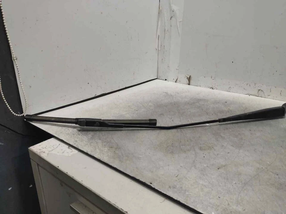 Foto de BRAZO LIMPIA DELANTERO DERECHO OPEL CROSSLAND X 1.2 (110 CV / 81 KW) referencia 39138620