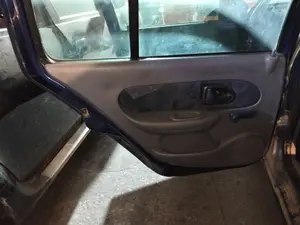 Foto de GUARNECIDO PUERTA TRASERA IZQUIERDA RENAULT CLIO II FASE I (B/CB0) 1.4 16V (98 CV / 72 KW)