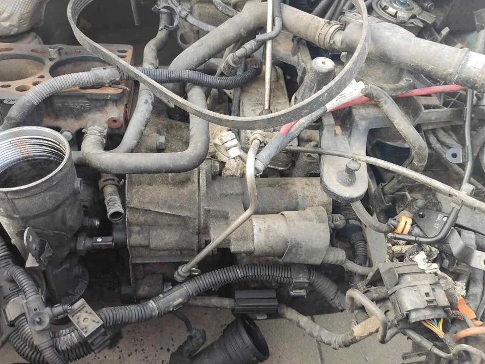 Foto de CAJA CAMBIOS SKODA OCTAVIA BERLINA (1Z3) 2.0 TDI DPF (140 CV / 103 KW) referencia HQL