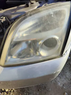 Foto de FARO IZQUIERDO OPEL VECTRA C BERLINA 1.9 CDTI (120 CV / 88 KW) referencia 93171428 foto 1