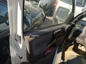 Foto de CERRADURA PUERTA DELANTERA IZQUIERDA OPEL COMBO (CORSA C) 1.3 16V CDTI CAT (Z 13 DT / LN9) (69 CV / 51 KW)