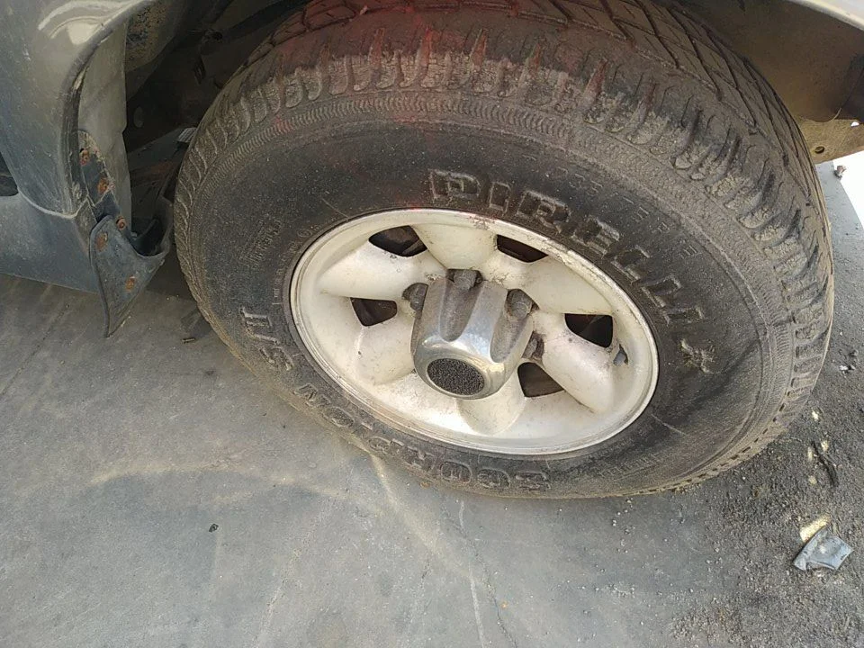 Foto de AMORTIGUADOR DELANTERO DERECHO SSANGYONG MUSSO 2.9 Turbodiesel CAT (120 CV / 88 KW)