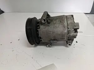 Foto de COMPRESOR AIRE ACONDICIONADO RENAULT MEGANE II GRANDTOUR referencia 8200470242 foto 4