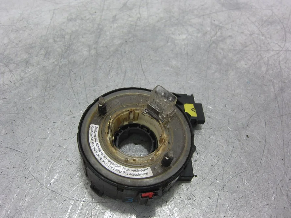 Foto de ANILLO AIRBAG SEAT ALTEA (5P1) 1.9 TDI (105 CV / 77 KW) referencia 1K0959653