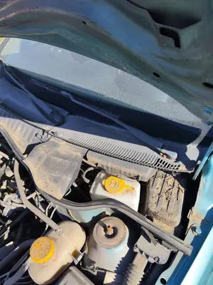 Foto de BRAZO LIMPIA DELANTERO IZQUIERDO OPEL CORSA C 1.2 16V CAT (Z 12 XEP / LB4) (80 CV / 59 KW)