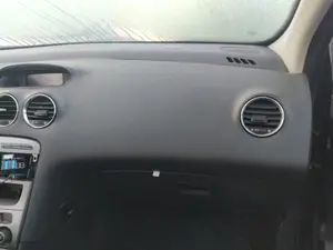 Foto de AIRBAG DELANTERO DERECHO PEUGEOT 308 1.6 16V HDi (90 CV / 66 KW) referencia 8216RQ foto 2