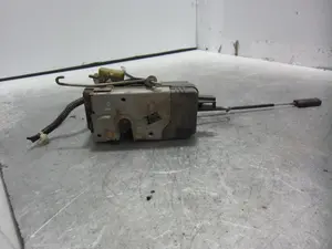 Foto de CERRADURA PUERTA DELANTERA IZQUIERDA OPEL VECTRA C BERLINA 2.0 DTI (101 CV / 74 KW) referencia 24447340
