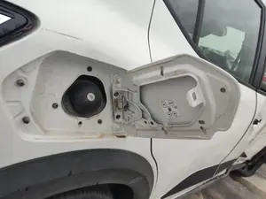 Foto de TAPA EXTERIOR COMBUSTIBLE DACIA SANDERO III 1.0 TCE CAT (91 CV / 67 KW) referencia 788307034R foto 2