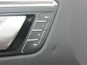 Foto de MANDO MULTIFUNCION PORSCHE MACAN (95BA) referencia 95B959856