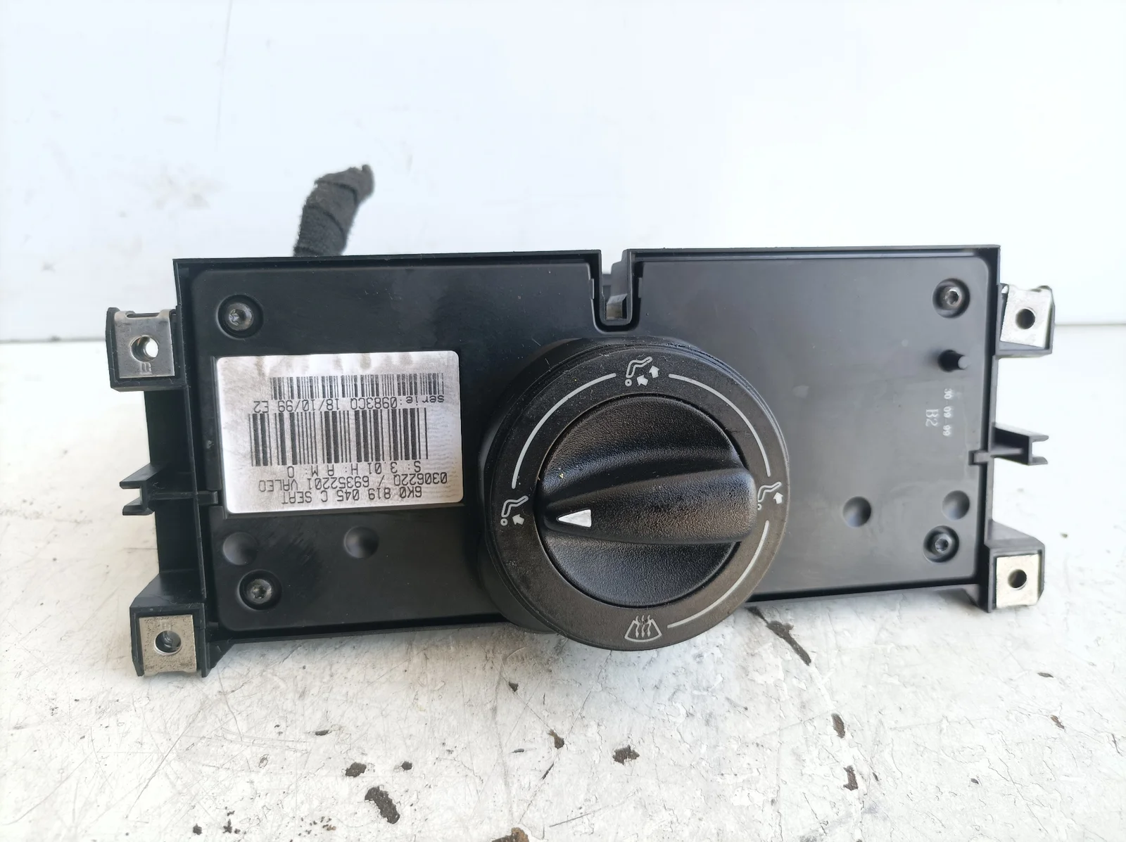 Foto de MANDO CALEFACCION / AIRE ACONDICIONADO SEAT IBIZA (6K1) referencia 6K0819045C