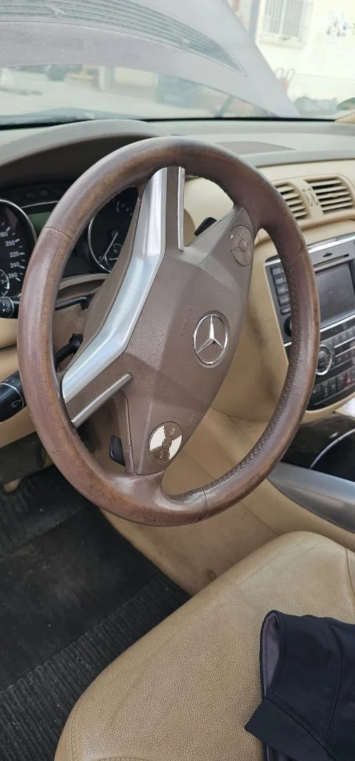 Foto de VOLANTE MERCEDES-BENZ CLASE R (BM 251) 3.0 CDI CAT (224 CV / 165 KW) referencia A1644607803 9E38