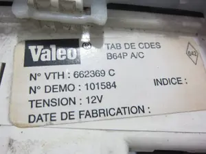 Foto de NO IDENTIFICADO RENAULT MEGANE I FASE 2 COUPE (DA...) 1.6 (107 CV / 79 KW) referencia 662369C foto 2