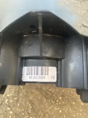 Foto de MANDO MULTIFUNCION BMW SERIE 3 BERLINA (E46) 1.9 CAT (118 CV / 87 KW) referencia 9910010309 foto 2