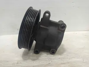 Foto de BOMBA DIRECCION FORD FOCUS BERLINA (CAK) referencia 5BB2530 foto 4