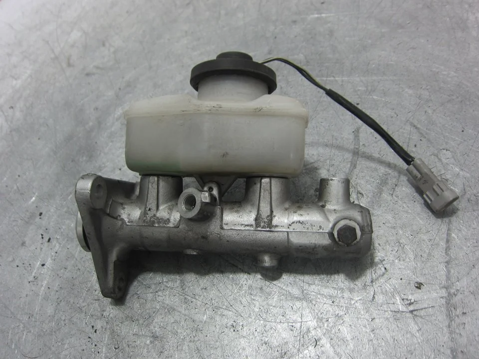 Foto de BOMBA FRENO TOYOTA CELICA (T20) 2.0 16V CAT (170 CV / 125 KW)