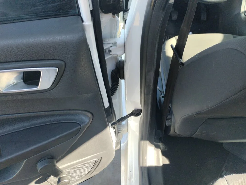 Foto de NO IDENTIFICADO FORD FIESTA (CNN) 1.5 TDCi CAT (75 CV / 55 KW)