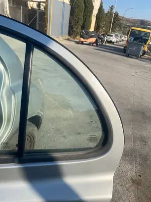 Foto de LUNA CUSTODIA TRASERA IZQUIERDA NISSAN MICRA (K12E) 1.2 CAT (65 CV / 48 KW)