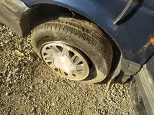 Foto de BIELETA ESTABILIZADORA DELANTERA IZQUIERDA CHRYSLER VOYAGER GS 2.5 Turbodiesel (116 CV / 85 KW)