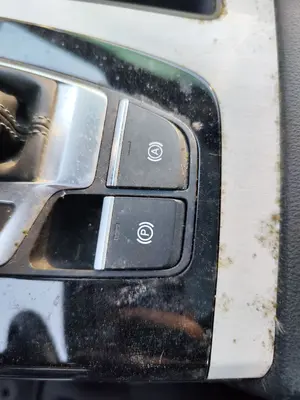 Foto de FRENO DE MANO ELECTRICO AUDI Q5 FYG Híbrido 220 kW (2.0 Ltr. - 195 kW TFSI) (299 CV / 220 KW) referencia 80B927225