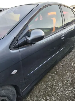 Foto de PUERTA DELANTERA IZQUIERDA CITROEN C5 BERLINA 2.0 HDi (109 CV / 80 KW) referencia 9002P1 foto 5