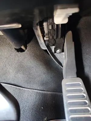 Foto de POTENCIOMETRO PEDAL VOLKSWAGEN TOUAREG (7L6) 4.2 V8 32V FSI (350 CV / 257 KW)