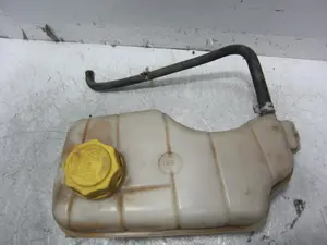 Foto de DEPOSITO EXPANSION FORD FIESTA BERLINA (DX) 1.3 CAT (60 CV / 44 KW) referencia YS618K218DA foto 2