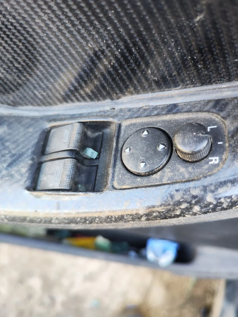 Foto de MANDO RETROVISOR AUDI A3 (8L) 1.6 (102 CV / 75 KW)