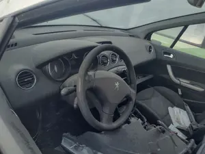 Foto de AIRBAG CORTINA DELANTERO DERECHO PEUGEOT 308 1.6 16V HDi FAP (92 CV / 68 KW) referencia 8338U7