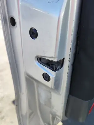 Foto de CERRADURA PUERTA DELANTERA IZQUIERDA SEAT LEON (1M1) 1.9 TDI (90 CV / 66 KW)