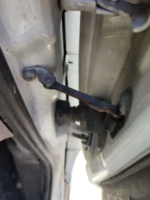 Foto de RETENEDOR PUERTA RENAULT KANGOO II (F/KW0) 1.5 dCi Diesel CAT (86 CV / 63 KW) referencia 804301552R