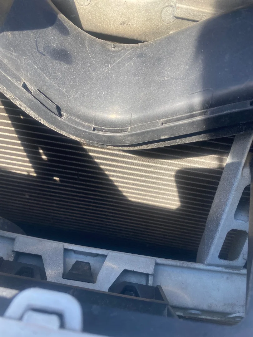 Foto de RADIADOR AGUA FORD KUGA (CBV) 2.0 TDCi CAT (136 CV / 100 KW)