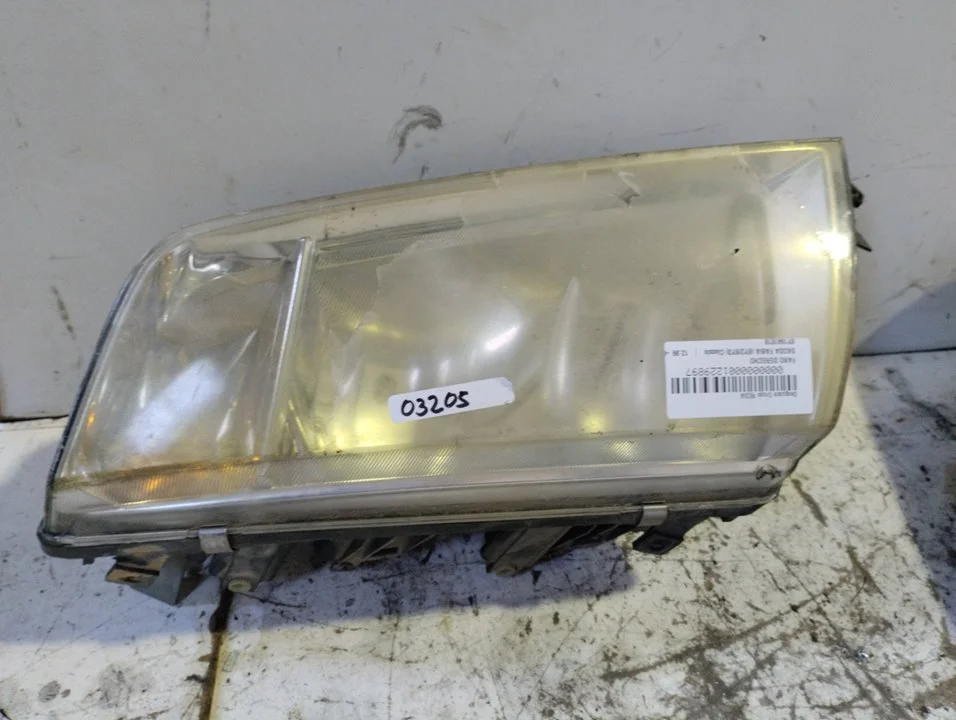 Foto de FARO DERECHO SKODA FABIA (6Y2/6Y3) 1.2 12V (64 CV / 47 KW) referencia 6Y1941016
