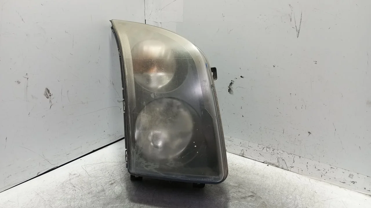 Foto de FARO DERECHO VOLKSWAGEN CRAFTER FURGÓN (2E) 2.5 TDI DPF (109 CV / 80 KW) referencia 2E1941016